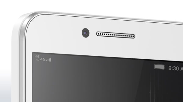 lenovo-smartphone-vibe-c-white-front-detail-3